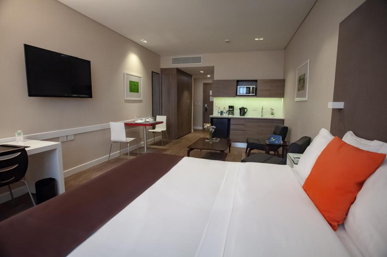 Paseo La Galeria Hotel & Suites Асунсион Екстериор снимка