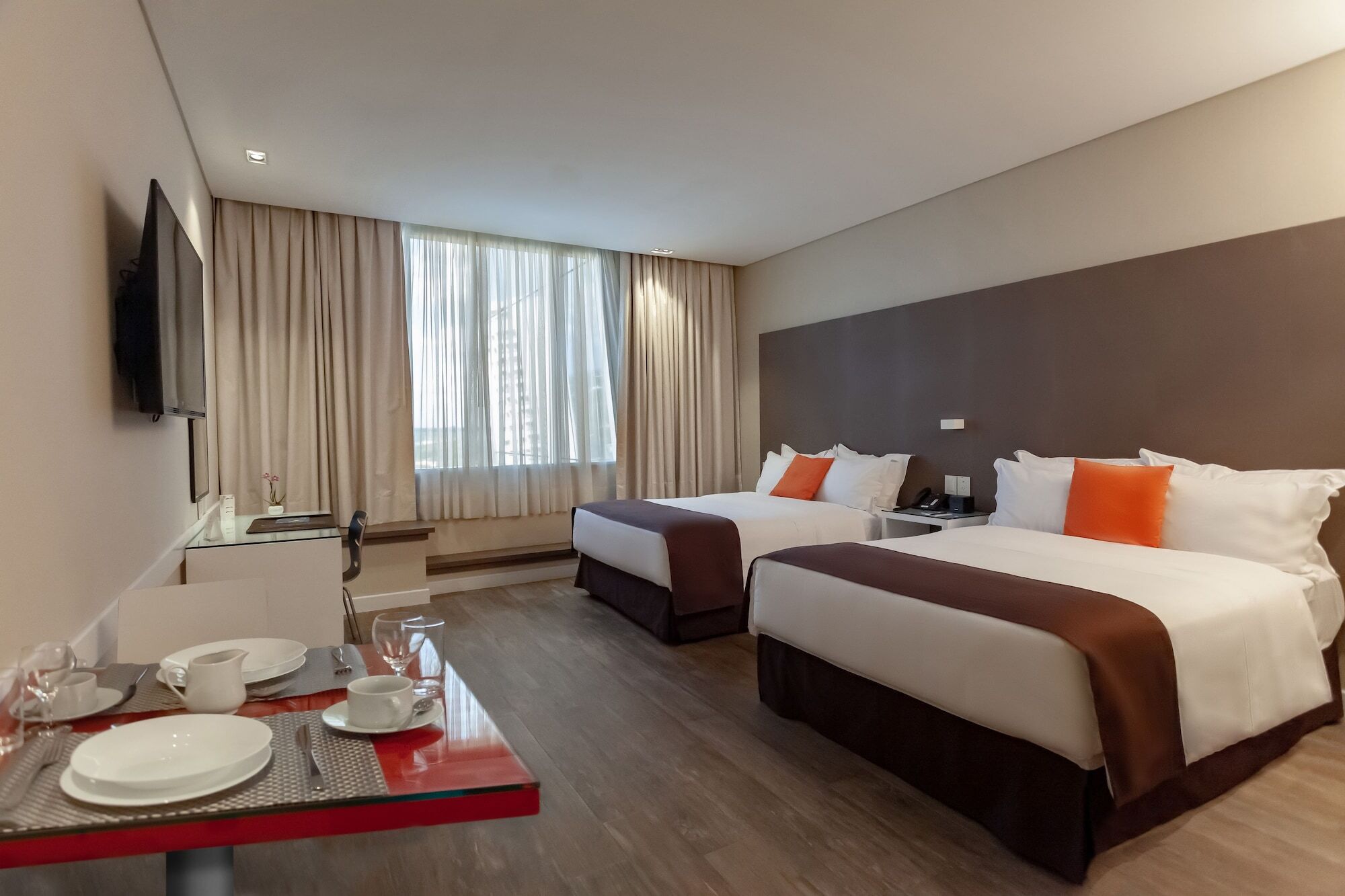 Paseo La Galeria Hotel & Suites Асунсион Екстериор снимка